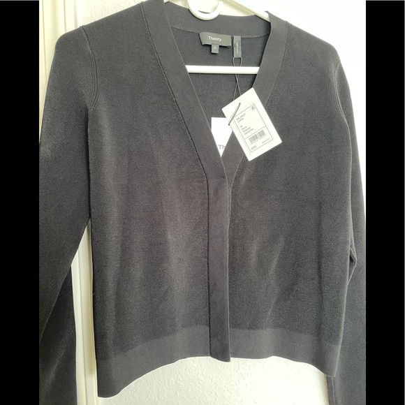 Theory Black rib crop cardi M - Picture 6 of 10
